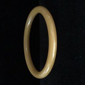 Vintage Bakelite Bangle